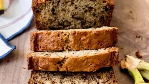 Freshly baked easy banana bread on a wooden table