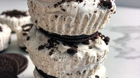 Healthy no-bake Oreo cheesecake bites on a plate ready to serve