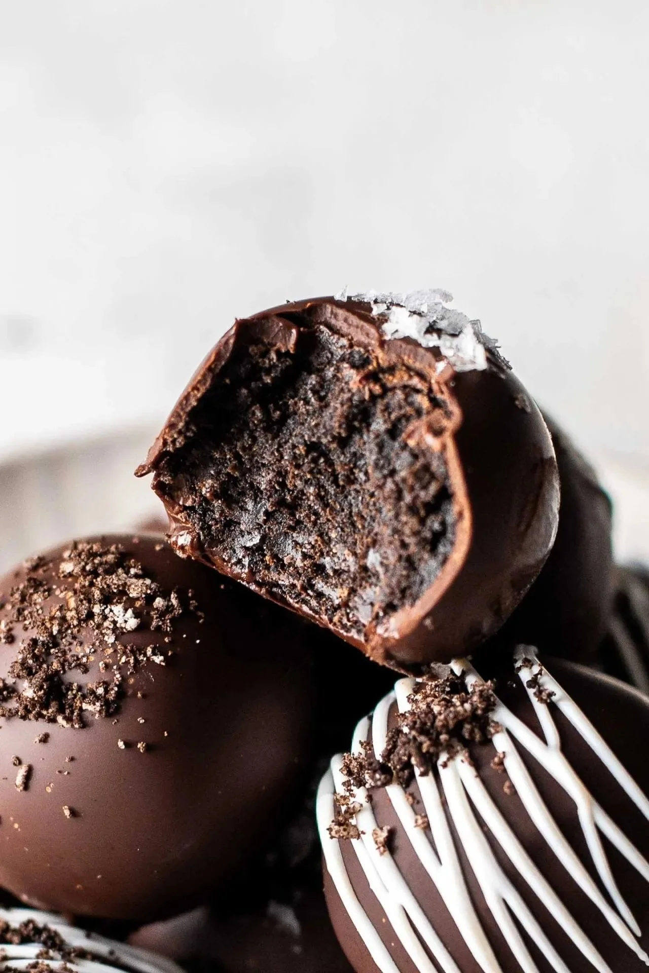 Delicious homemade Oreo Balls made with crushed Oreos and cream cheese.