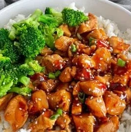 Teriyaki chicken rice bowl with tender chicken, rice, and vegetables