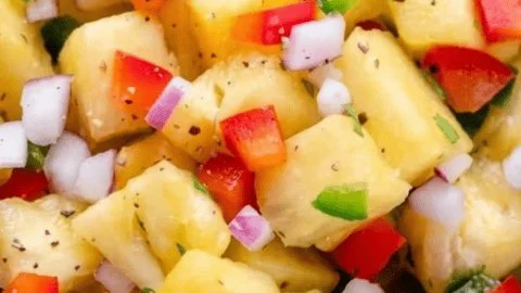 Easy Baja Fresh Copycat Pineapple Salsa Recipe