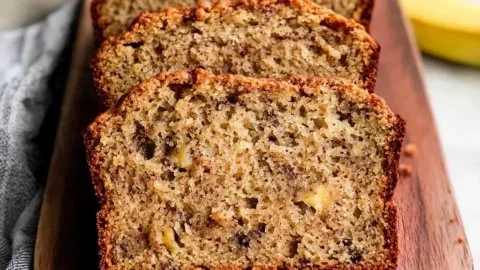 Easy Moist Banana Bread